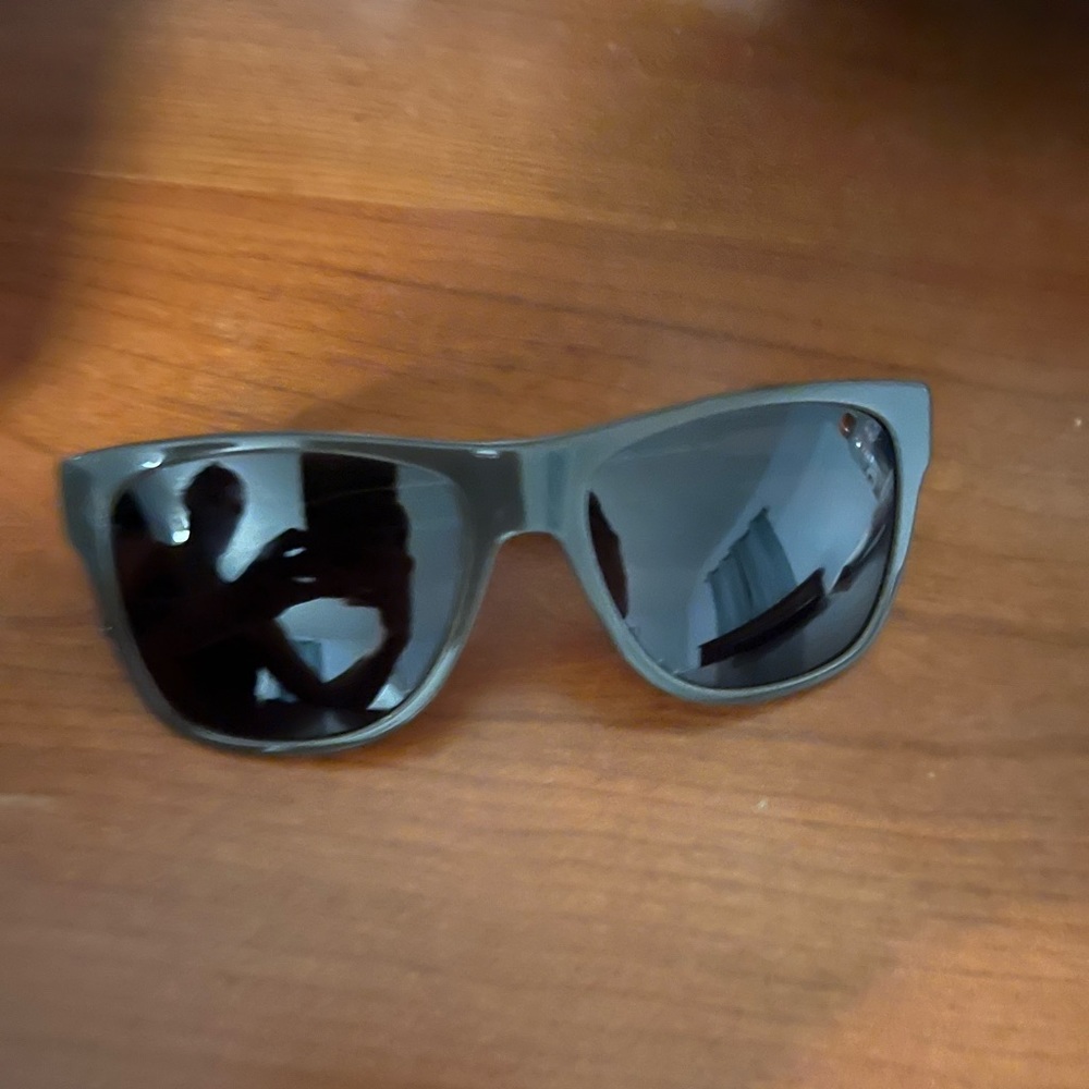 Burberry sunglasses